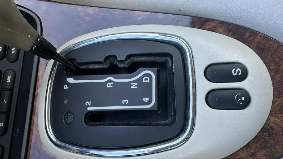 JAGUAR XJ -