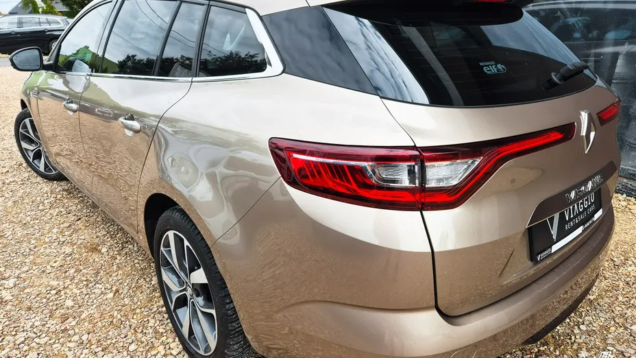 RENAULT Megane -