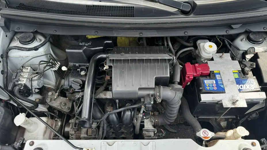 MITSUBISHI Space Star -