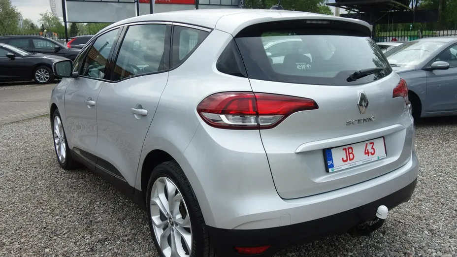 RENAULT Scenic -