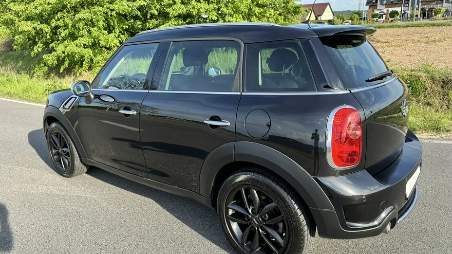 MINI Countryman -
