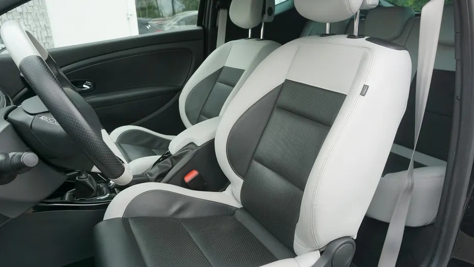 RENAULT Megane -