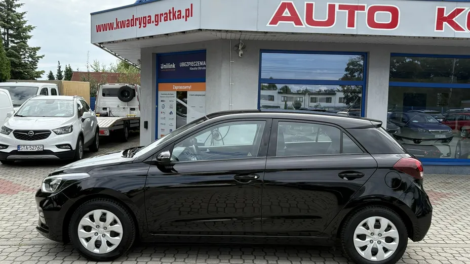 HYUNDAI i20 -