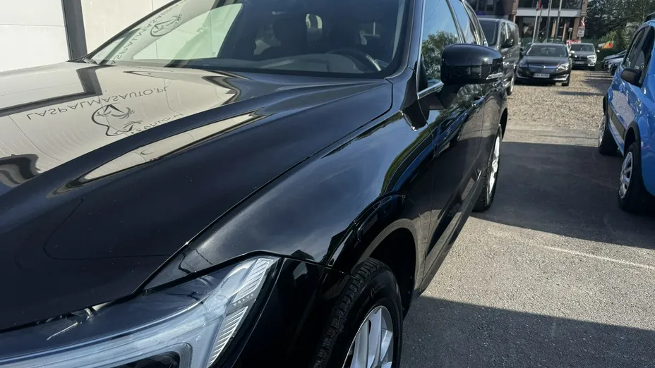 VOLVO XC60 -