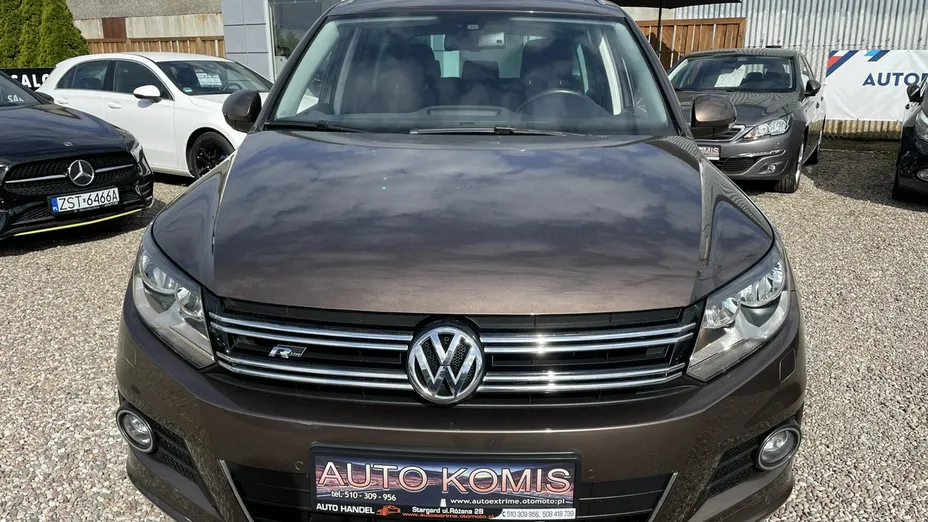 VOLKSWAGEN Tiguan -