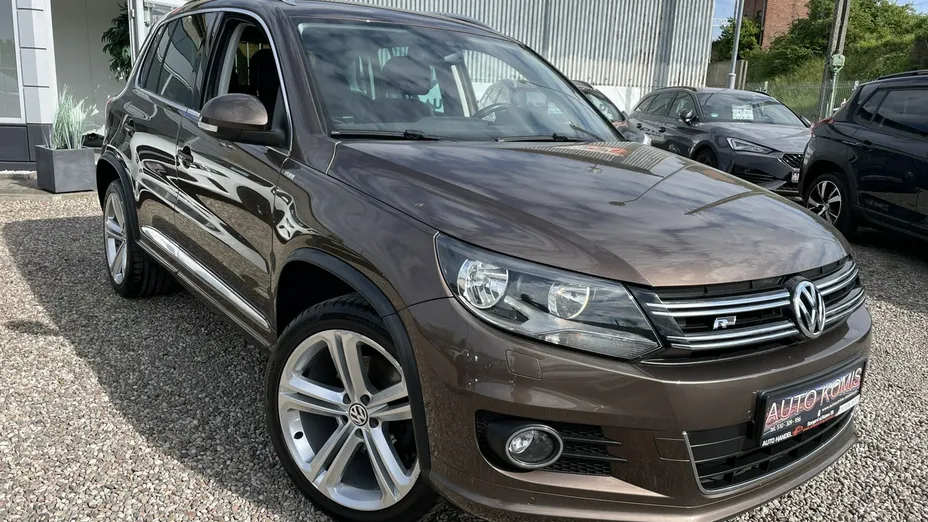 VOLKSWAGEN Tiguan -