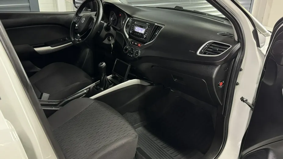 SUZUKI Baleno -