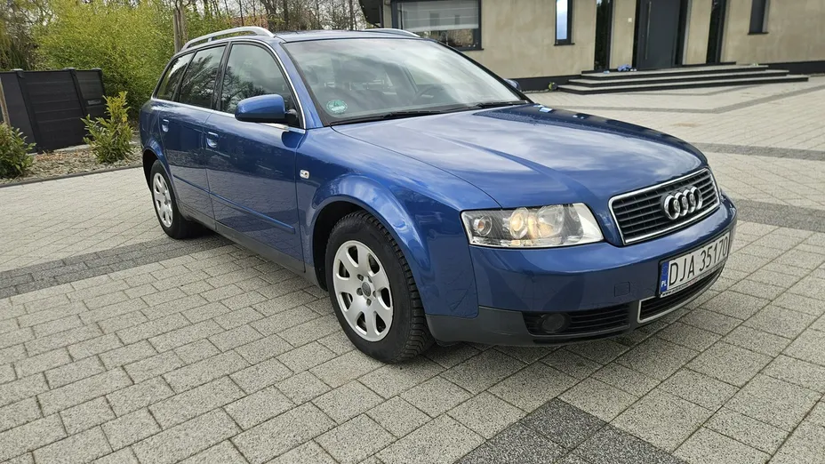 AUDI A4 Avant -