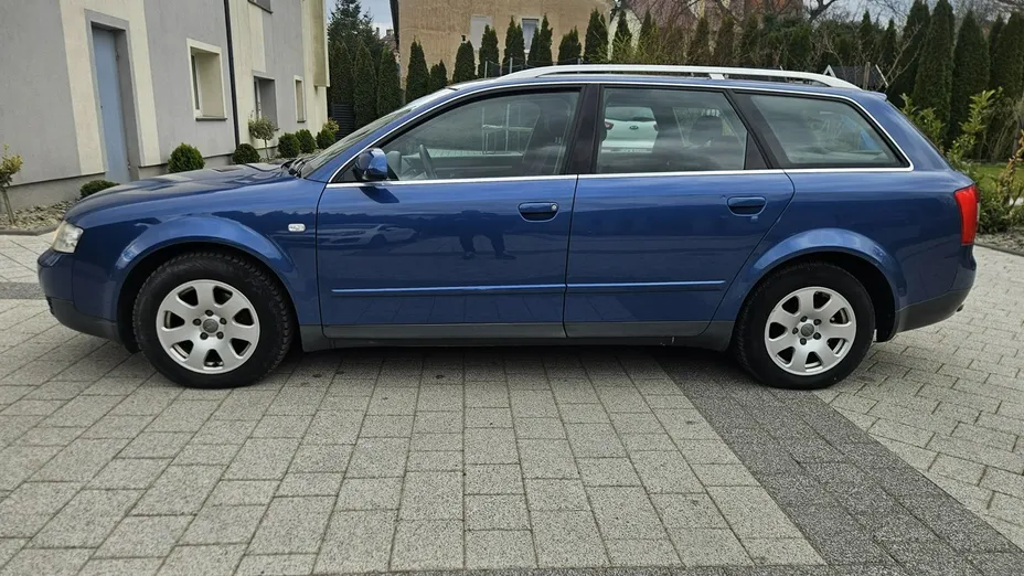 AUDI A4 Avant -