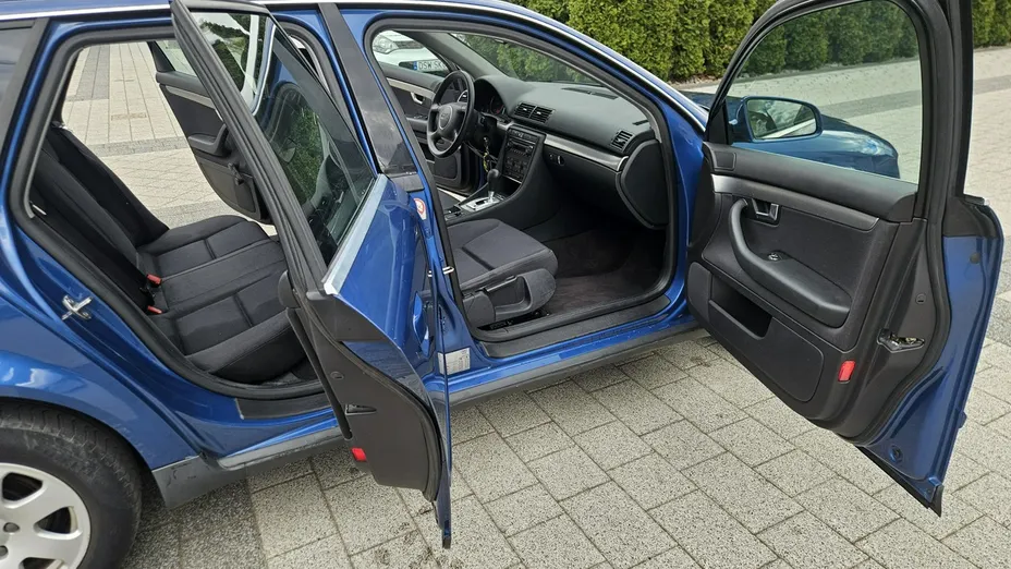 AUDI A4 Avant -