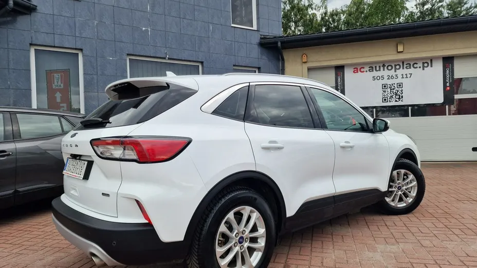 FORD Kuga -