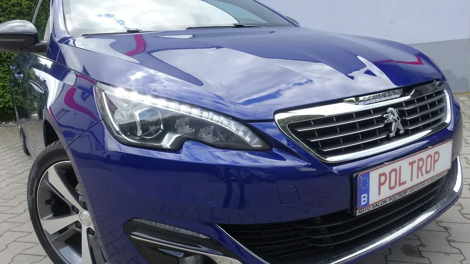 PEUGEOT 308 -