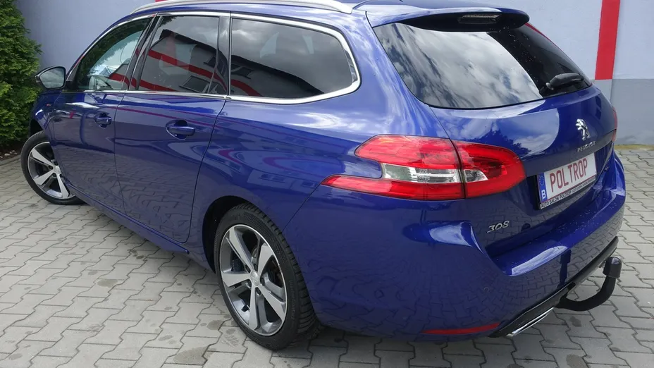 PEUGEOT 308 -