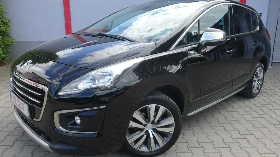 PEUGEOT 3008 -