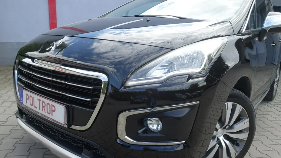 PEUGEOT 3008 -
