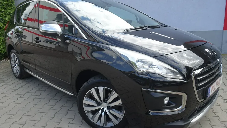 PEUGEOT 3008 -