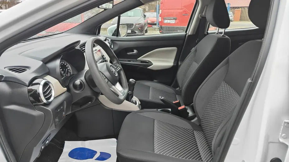 NISSAN Micra -