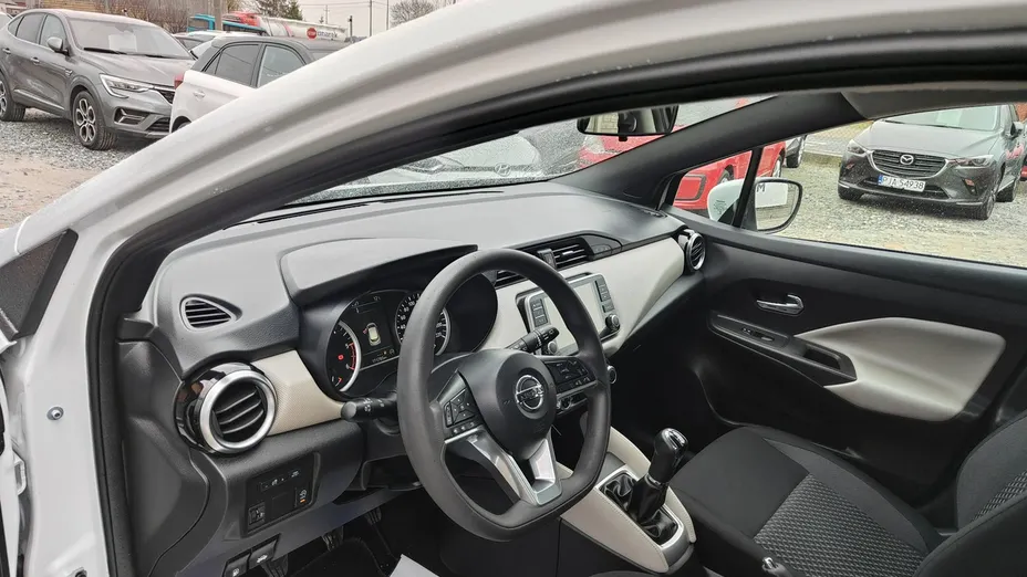 NISSAN Micra -
