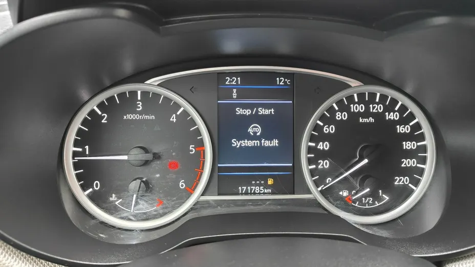 NISSAN Micra -