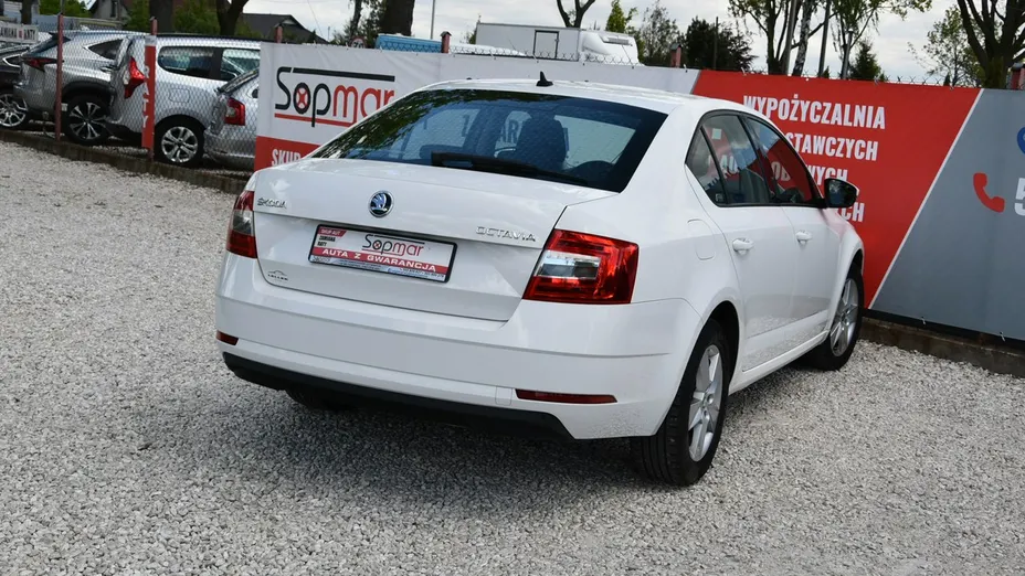 SKODA Octavia -