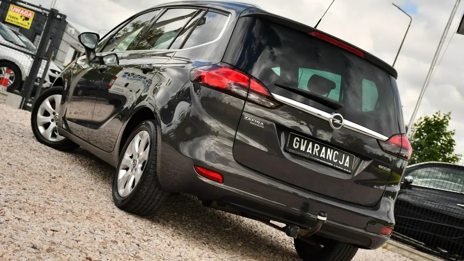OPEL Zafira -