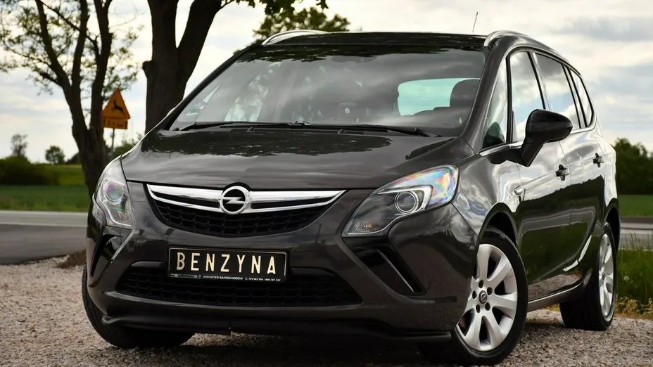 OPEL Zafira -