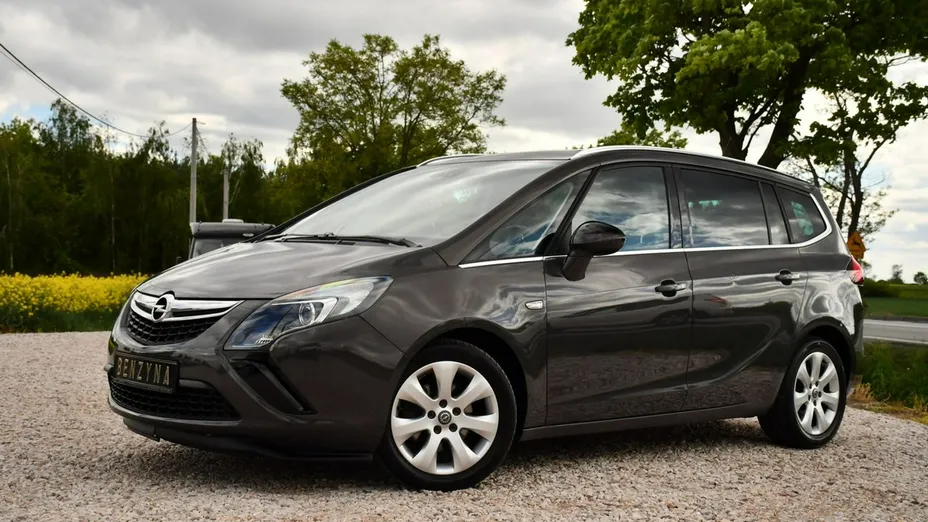 OPEL Zafira -