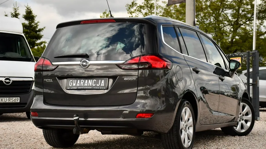 OPEL Zafira -
