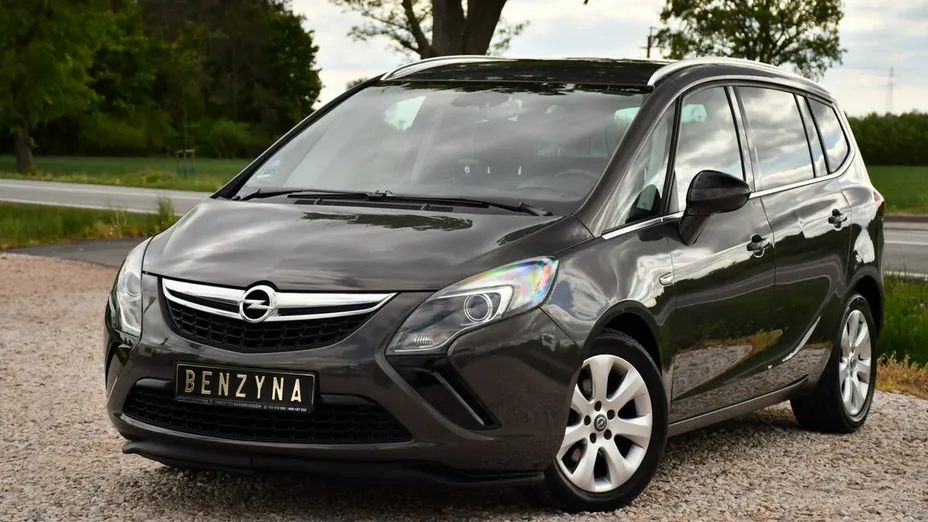 OPEL Zafira -