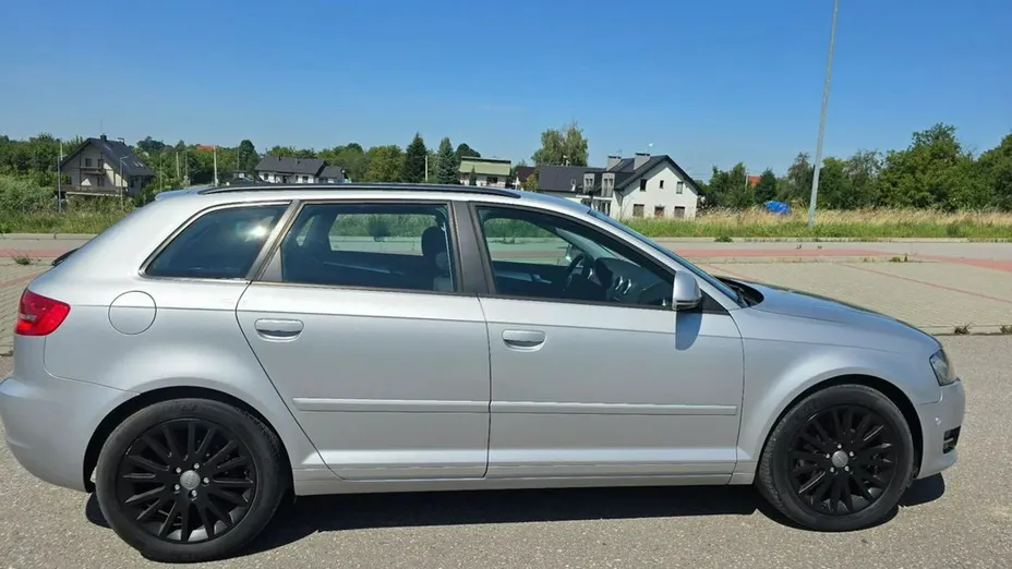 AUDI A3 Sportback -