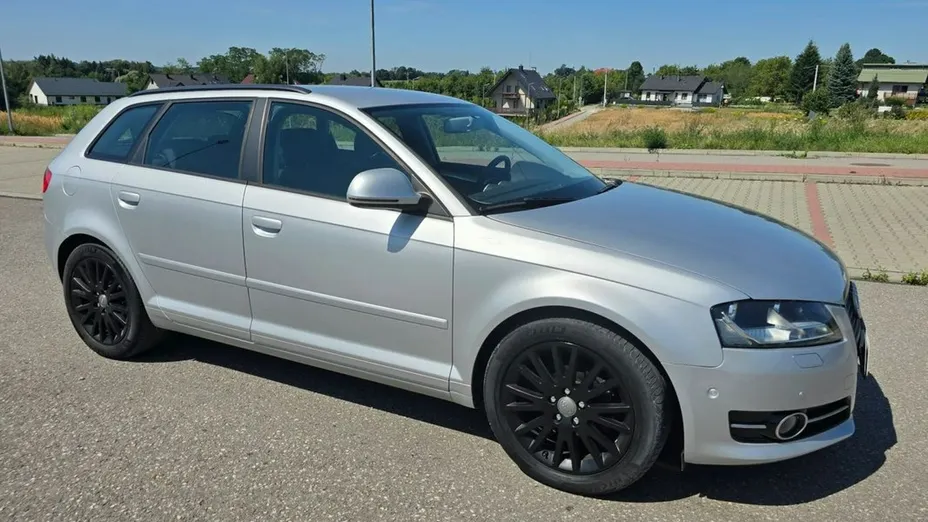 AUDI A3 Sportback -