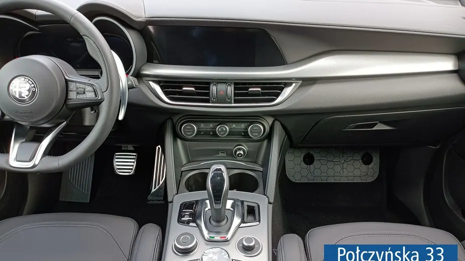 ALFA ROMEO Stelvio -