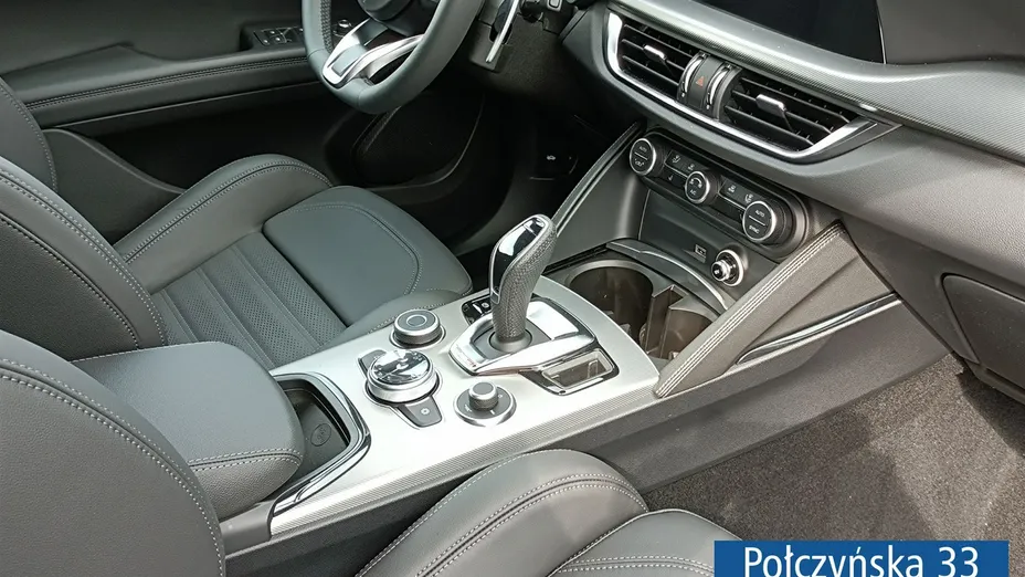 ALFA ROMEO Stelvio -