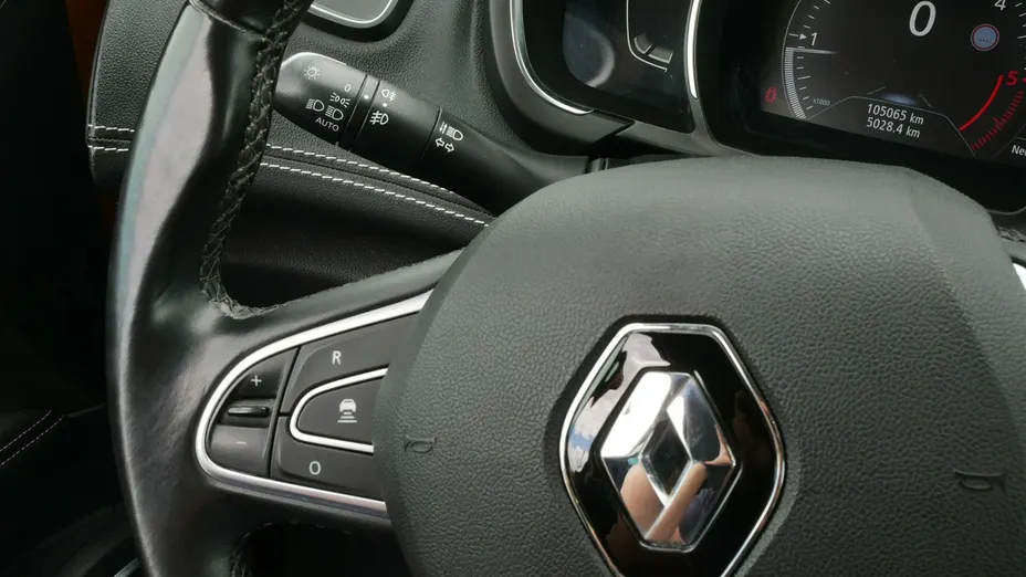 RENAULT Scenic -