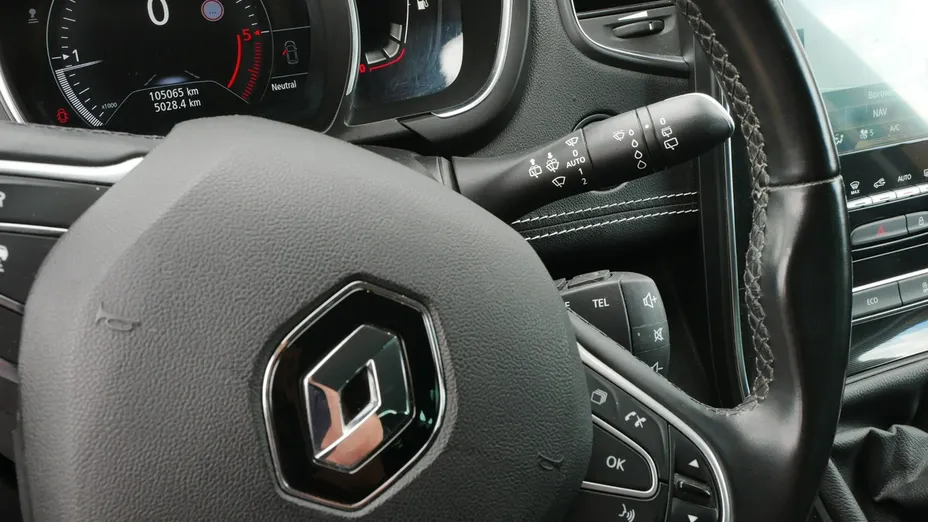 RENAULT Scenic -
