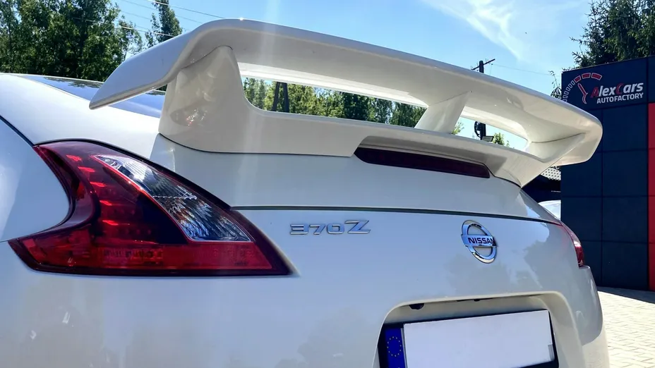 NISSAN 370 Z -