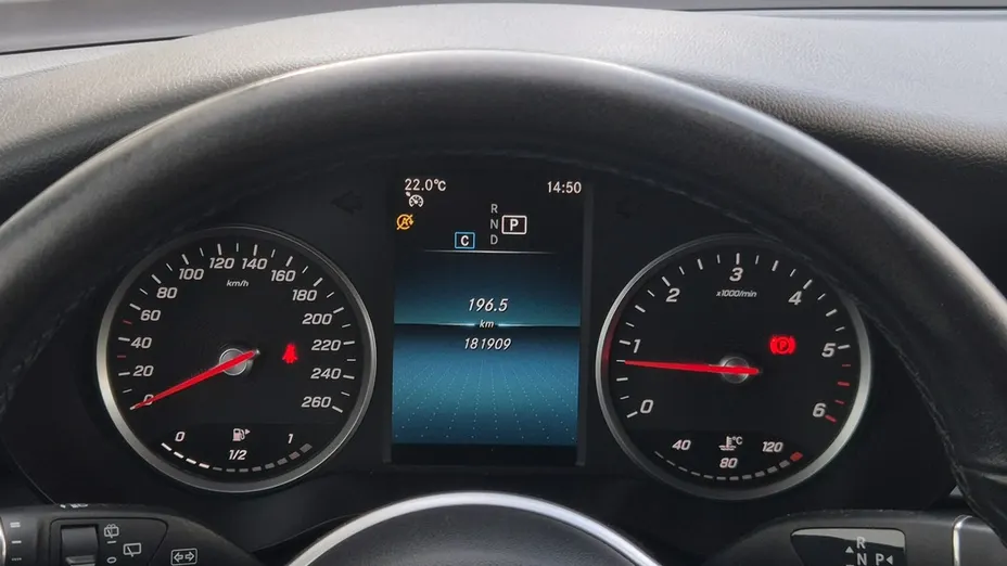 MERCEDES-BENZ GLC -