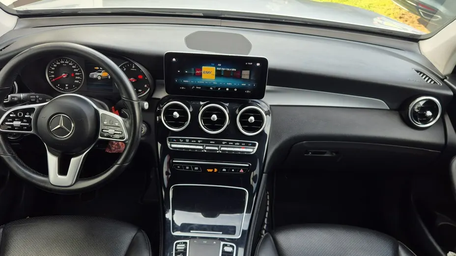 MERCEDES-BENZ GLC -