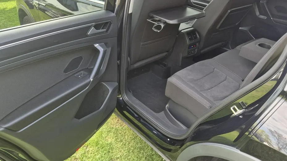 VOLKSWAGEN Tiguan Allspace -