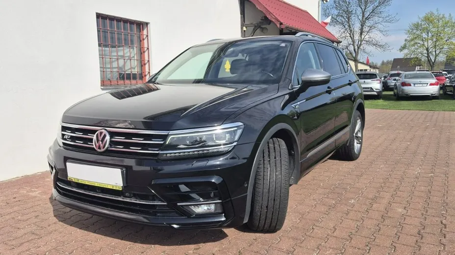 VOLKSWAGEN Tiguan Allspace -