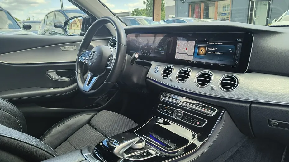 MERCEDES-BENZ E Klasa -