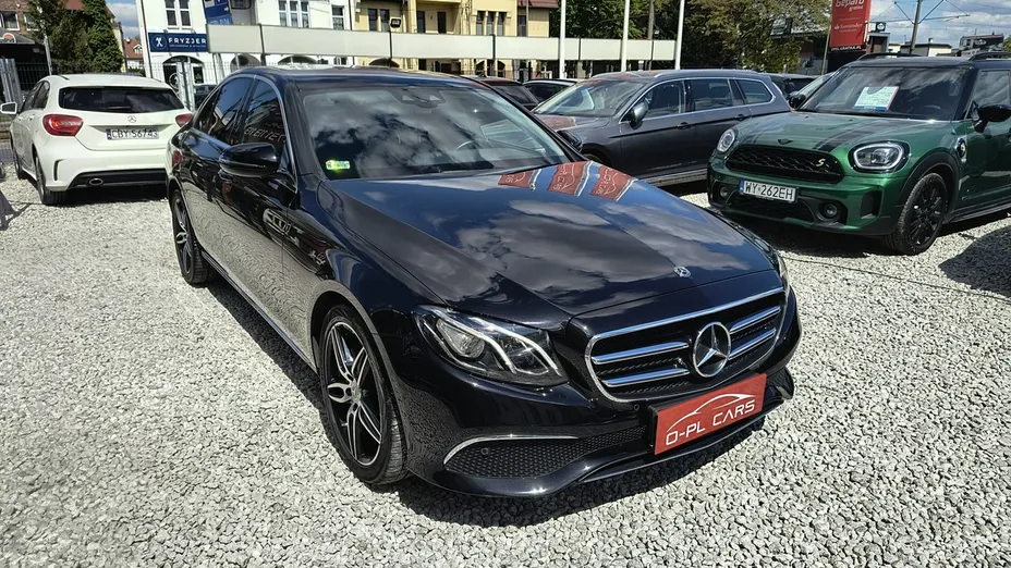 MERCEDES-BENZ E Klasa -