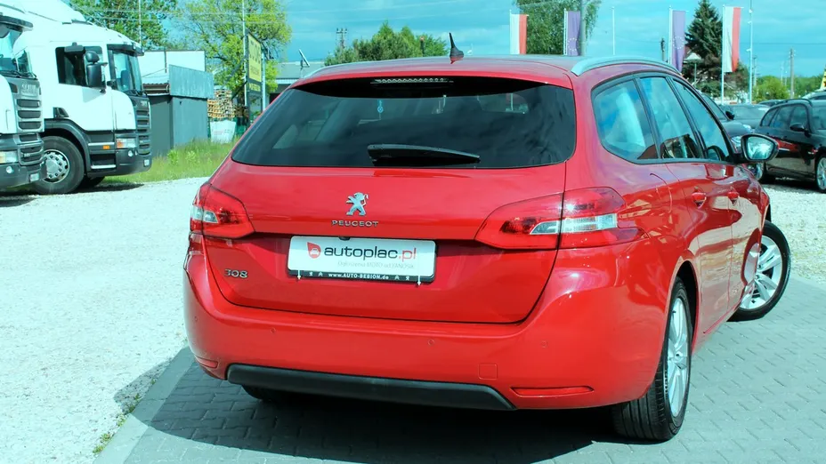 PEUGEOT 308 -