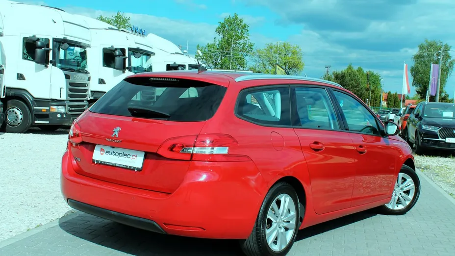 PEUGEOT 308 -