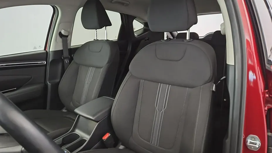 HYUNDAI Tucson -