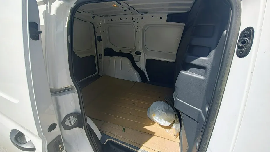 VOLKSWAGEN Caddy -