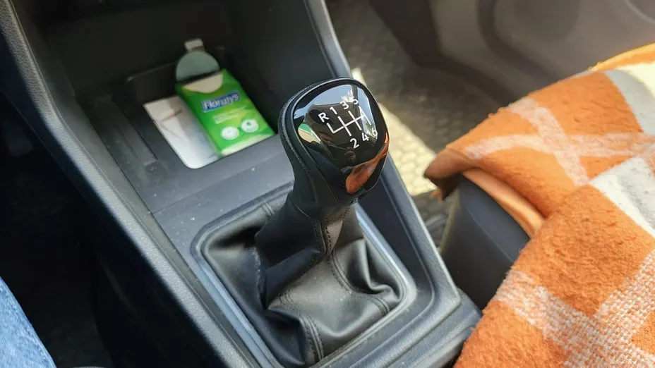 VOLKSWAGEN Caddy -