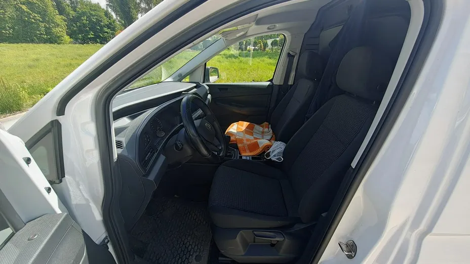 VOLKSWAGEN Caddy -