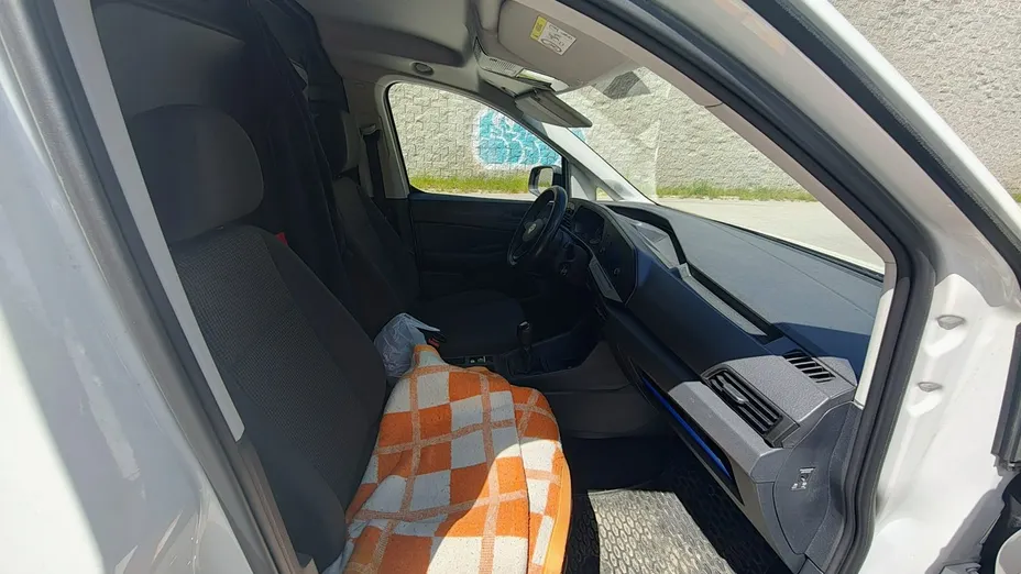 VOLKSWAGEN Caddy -
