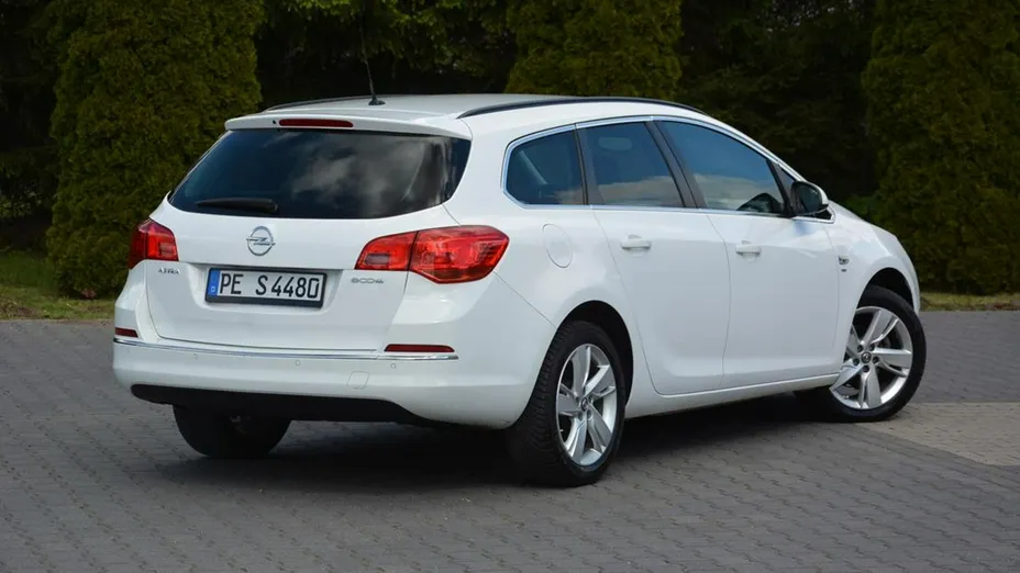 OPEL Astra -